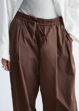 Pantalones de perneras anchas con cord?n de ajuste - H&m фото 4