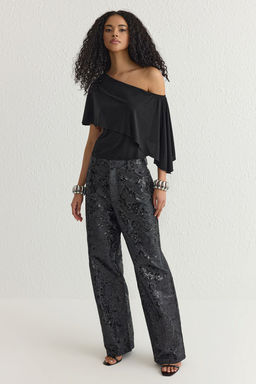 Trendyolmilla Siyah Asimetrik Pelerin Yaka Orme Bluz TPRSS25BZ00025