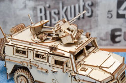 Деревянный конструктор Lemmo Бронеавтомобиль ЛИГЕР, 493 детали  фото 2