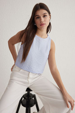 Trendyolmilla Ac?k Haki Kolsuz Crop Dokuma Keten Gorunumlu Bluz TWOSS22BZ0246 фото 13