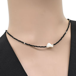 Чокер из шпинели черной с подвеской из перламутра, 40см Радуга камня