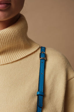 Сумка кожаная Azaro 30832 голубая река