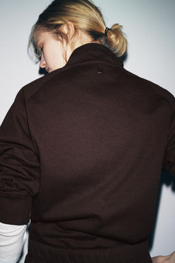 SWEATSHIRT WITH PATCH AND ZIP - Zara фото 14