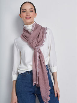 Большой, мягкий, тонкий и очень нежный двусторонний палантин с рисунком.