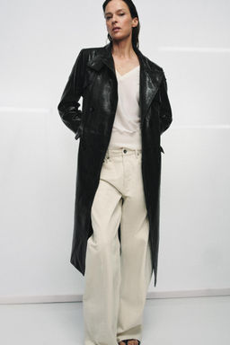 TRENCH PIEL100% HOMBRERAS ZW COLLECTION LIMITED EDITION / Negro - Zara фото 4