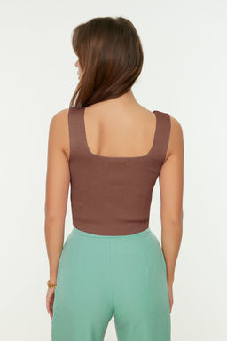 Trendyolmilla Ekru Cizgili Crop Kal?n Ask?l? Bluz TWOAW20BZ0576