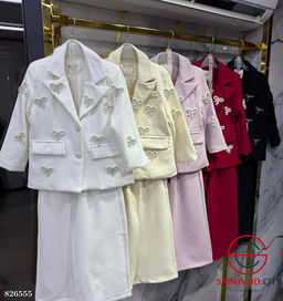 Нарядные костюмы с бантом