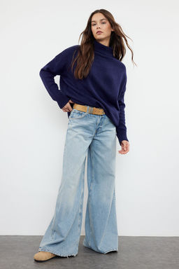 Lacivert Genis Kal?p Yumusak Dokulu Triko Kazak TWOAW23KZ00469