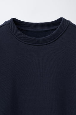 BASIC LABEL SWEATSHIRT