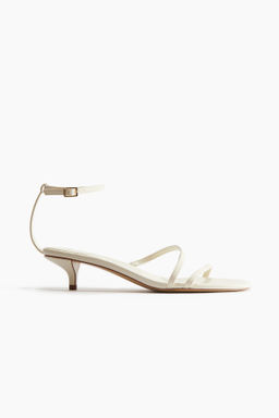 Sandalias de tac?n con tiras