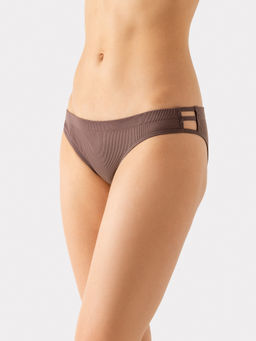 Цена за 2 штуки! Трусы женские слип-бикини в бежевом цвете тауп 412718 - Mark formelle фото 2