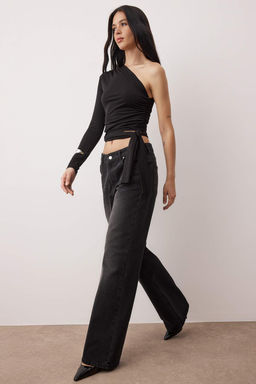 Siyah Fitted/Vucuda Oturan Baglama Detayl? Tek Kol Crop Esnek Orme Bluz TWOAW23BZ00094