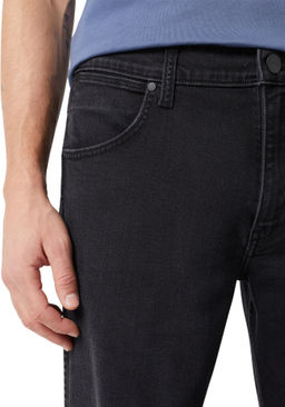 Джинсы мужские