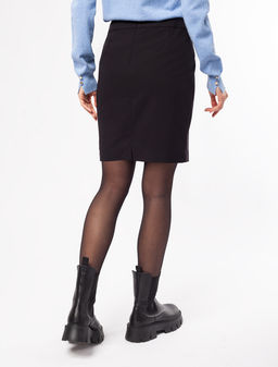 Мини-юбка из эластично поливискозы без подкладки