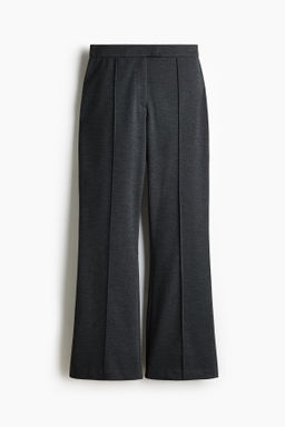 Pantal?n bootcut con raya