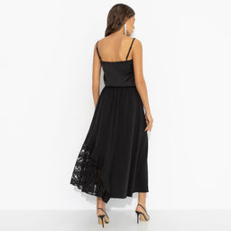 Юбка для особенных моментов, Эпицентр внимания