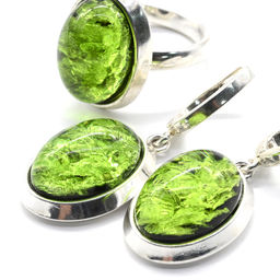 Янтарный набор с буранитом в посеребрении овал 17*21мм цв.салатовый Радуга камня