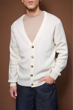 Ekru Oversize V Yaka Duz H?rka TMNAW26HI00000