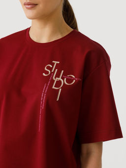 Комплект из футболки и брюк