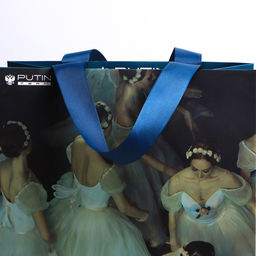 Пакет подарочный ламинированный вертикальный «Грация», ML 23×27×11.5 см