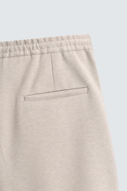 BERMUDA REGULAR FIT CONFORT / Tostado claro - Zara фото 9