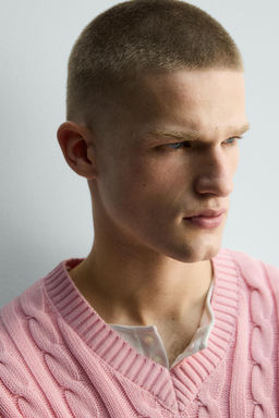 V-NECK CABLE KNIT JUMPER LIMITED EDITION - Zara фото 7