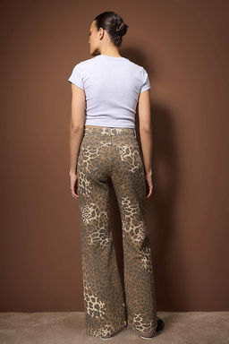Cok Renkli Leopar Desenli Yuksek Bel Wide Leg Jeans TWOAW26JE00291