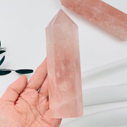 Кристалл из Розового кварца