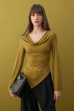 Yag Yesil Degaje Yaka Asimetrik Fitted/Vucuda Oturan Orme Bluz TWOAW26BZ00283 - Trendyolmilla фото 3