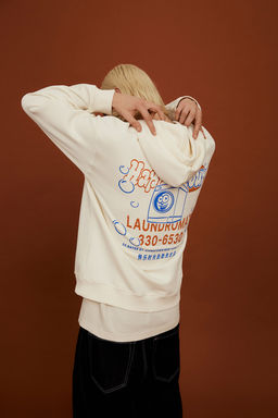 Sudadera con capucha y estampado Loose Fit - H&m фото 3