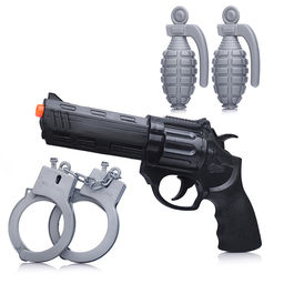 Набор военный "Захватчик" (наручники, гранаты, пистолет) в пакете