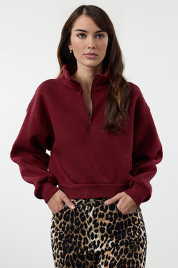 Bordo Rahat Kesim Crop Fermuarl? Dik Yaka Kal?n Ici Polarl? Orme Sweatshirt TWOAW24SW00221