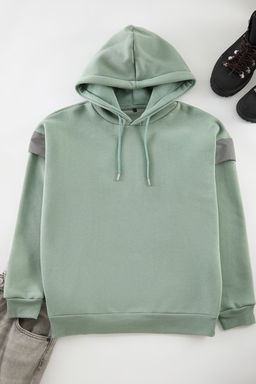 Mint Oversize/Genis Kesim Kapusonlu Reflektor Detayl? Ici Polarl? Sweatshirt TMNSS20SW0205