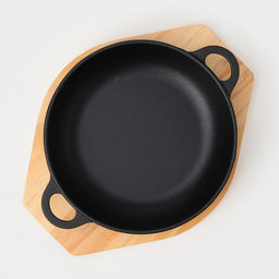 Сковорода «Жаровня», d=19 см, на деревянной подставке, индукция, чугун, чёрная