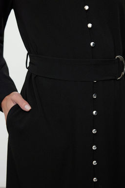 TRENDYOLMILLA Siyah Kusakl? Maxi Dugme Detayl? Dokuma Elbise TWOAW25EL00479  фото 4