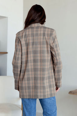 Песочный жакет клетка в стиле оверсайз