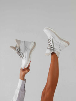 Ботинки 261.uno2w.Белый бежевый/Мех