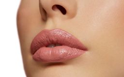 PUPA Губная помада т.100 "Pupa Volume" телесный