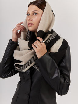 в составе ШЕРСТЬ  и КАШЕМИР Большой, мягкий, теплый  двусторонний палантин