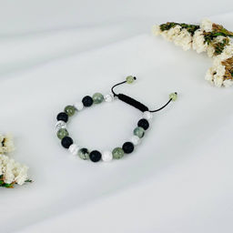 Браслет регулируемый "Стихия Воздух" из Пренита, Говлита и Лавы от 20 см