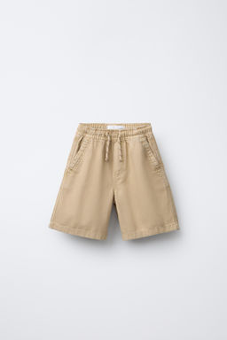 LOOSE-FITTING BERMUDA SHORTS WITH ELASTIC WAIST
