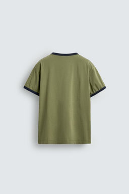 CAMISETA RIB CONTRASTE ESTAMPADO LAVADO / Khaki