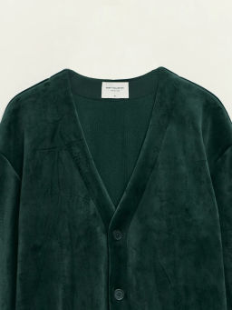 Бархатный кардиган relax fit / Zarina