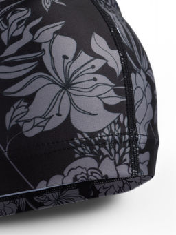 Шапочка для плавания взрослая ONLYTOP Flowers, тканевая, обхват 54-60 см