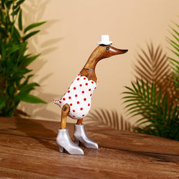 Сувенир «Утка в летнем наряде», 27 см, дерево