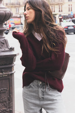 V-NECK KNIT SWEATER - Zara фото 2