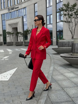 Костюм DilanaVIP 2120-Р красный