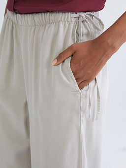 Beli Lastikli Wideleg Kad?n Jean Pantolon