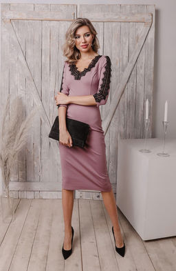 Платье с кружевом светло-сиреневый