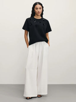 Футболка с аппликацией в виде цветов / Zarina  фото 2